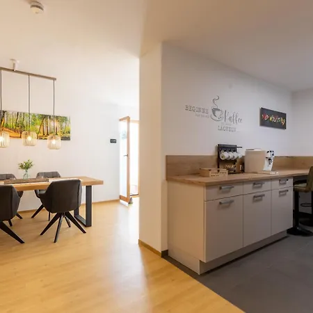 Apartament Hambach Waldschloessl Neustadt an der Weinstraße Zewnętrze zdjęcie